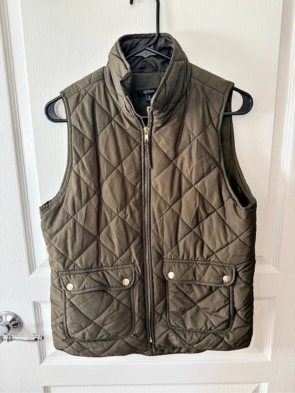 Quinn Quilted Vest in Olive Green Size Medium